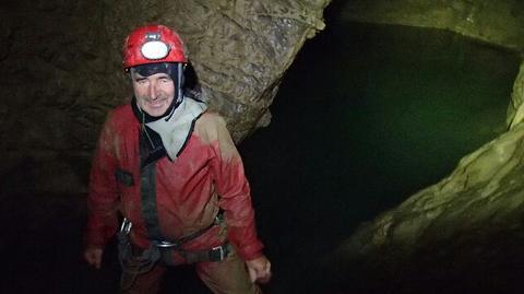 "40 lat chodzę po jaskiniach, ale takiej jeszcze nie widziałem". Polacy zdobyli "Dno Ziemi"
