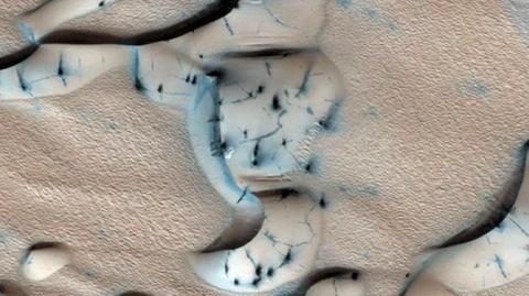 Mars nadal geologicznie aktywny (NASA)