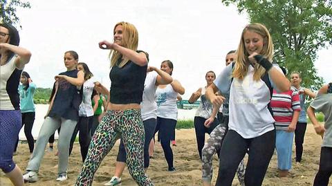 Zumba na warszawskiej plaży