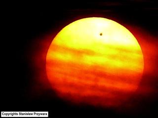 Tranzyt Wenus w okolicach Lublina. 4:50, 06.06.2012. Słońce pojawiło  tylko na 5 minut.