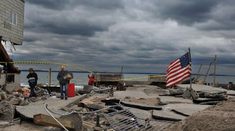 Wybrzeże New Jersey przed i po Sandy (USGS)