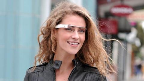 Dzień z Google Glasses - Google Inc.