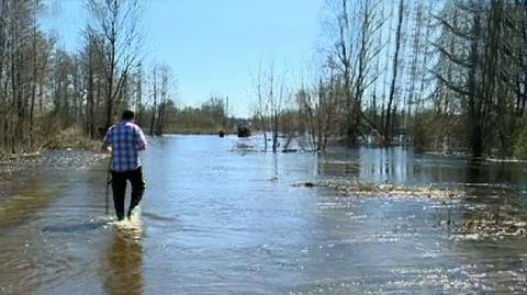Sytuacja w Mościcach Dolnych odrobinę się polepsza (TVN24)