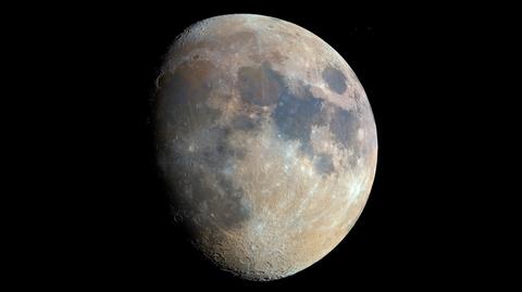 Niezwykłe zdjęcie Księżyca