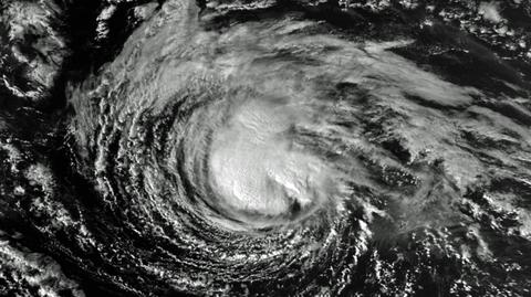 Przed nami wiek pełen huraganów i susz (NOAA)