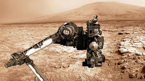 Nowe zdjęcia z Czerwonej Planety autorstwa łazika Curiosity (TVN24)