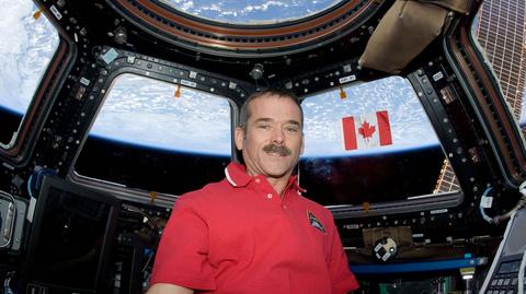 Chris Hadfield o pięknie kosmosu (TVN24)