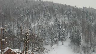 zimowy widik w górach w Szczyrku