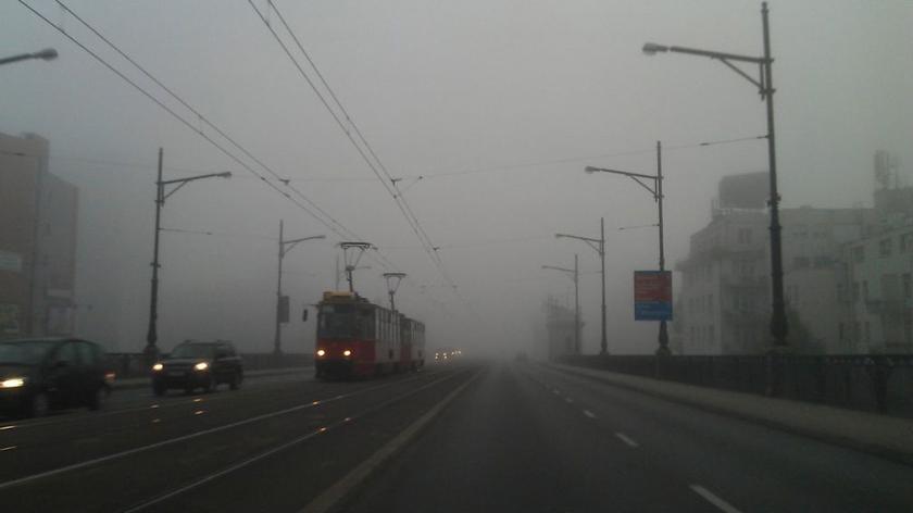 Poranna mgła w Warszawie (TVN24)