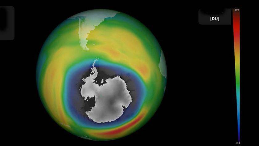 Dziura ozonowa nad Antarktyką