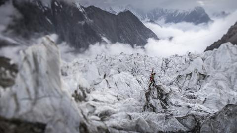 Andrzej Bargiel wspiął się na najwyższy szczyt Tadżykistanu