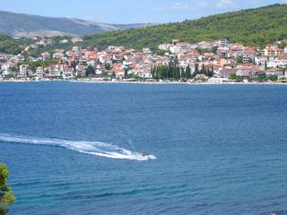 Zatoczka w Okrug Gornij, w pobliżu Torgiru - Chorwacja