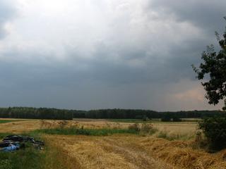 Burza we wczesnej fazie rowoju.