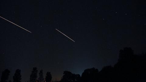 Eta Akwarydy - meteory związane z kometą Halleya (Science at NASA)