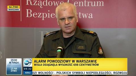 Czoło fali przetacza sie na północ