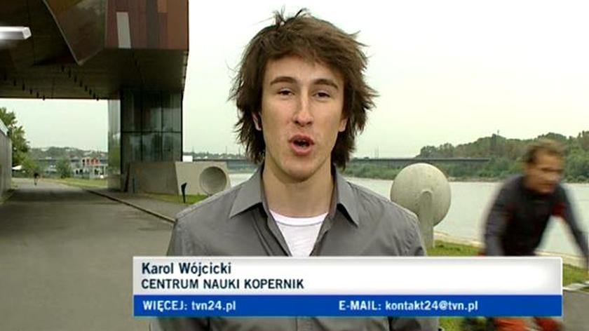 Karol Wójcicki z Centrum Nauki Kopernik o zorzach polarnych (TVN24)