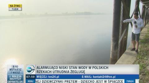 Mało wody na Wiśle w Tczewie