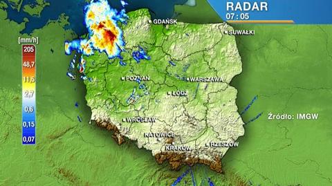 Poranna wędrówka burzowego frontu na obrazie radarowym