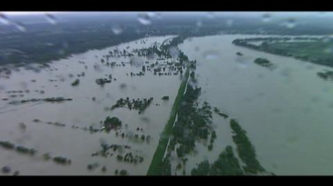 Powódź 2010. Liczne straty materialne (archiwum TVN24)