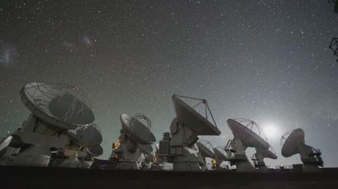 Radioteleskopy ALMA patrzą w kosmos