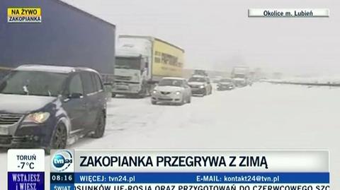 Reporterka TVN24 o wielokilometrowych korkach na Zakopiance (TV)