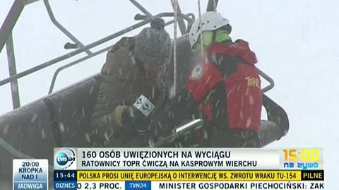 Reporterka TVN24 uwięziona na wyciągu krzesełkowym (TVN24)