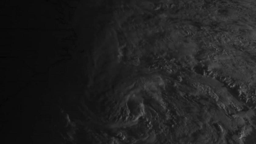 Ruch huraganu  Sandy z satelity 28. 10 (NOAA)