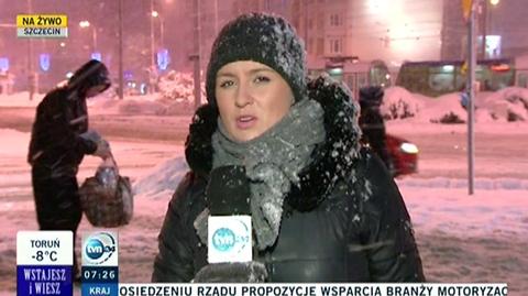 Śnieżny poranek w Szczecinie (TVN24)