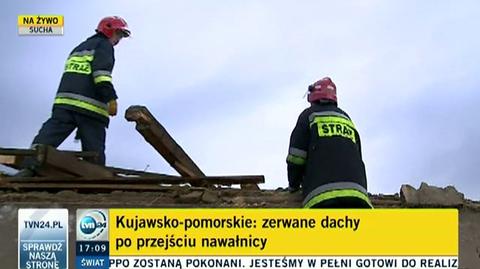 Trąba powietrzna zniszczyła gospodarstwo, lipiec 2012 (TVN24)