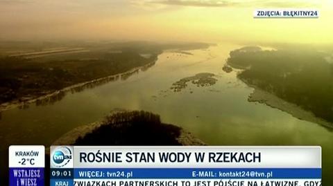 Wezbrana Narew w Pułtusku (TVN24)