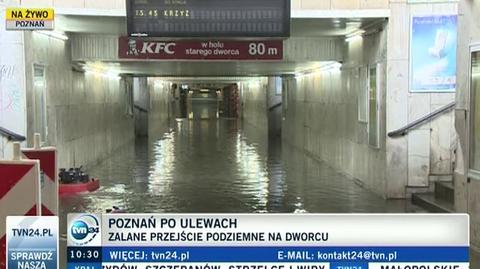 Zalane przejście podziemne na dworcu w Poznaniu