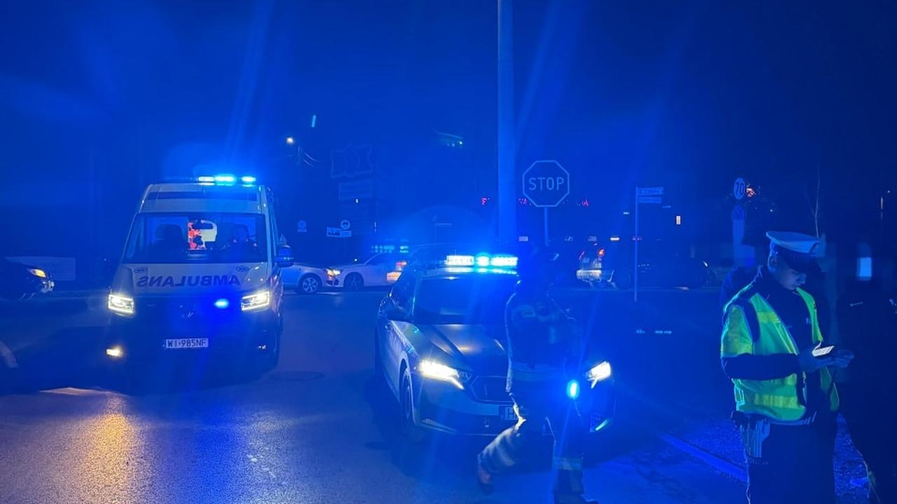 Kierowca nie ustąpił pierwszeństwa. Doszło do zderzenia trzech aut