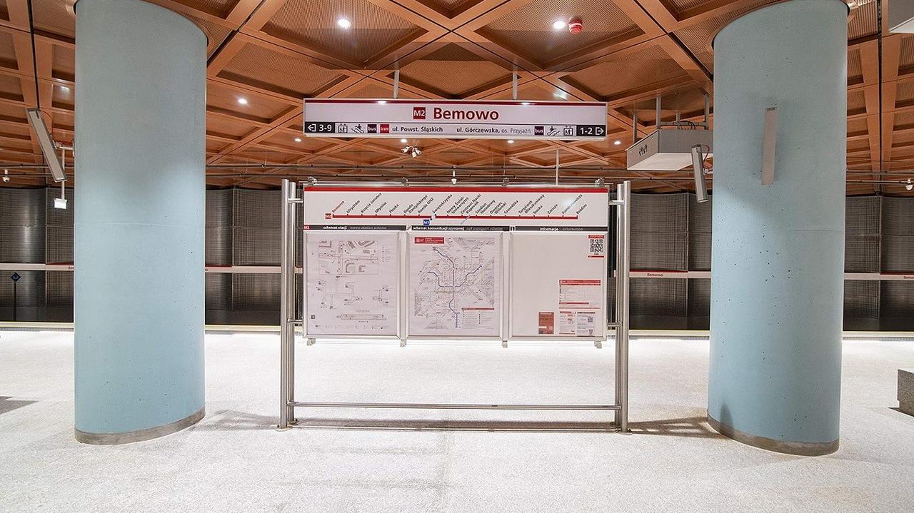 Awaria rozjazdu w metrze. Pociągi na skróconej trasie