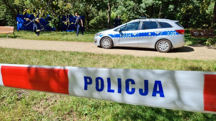 Policja o zwłokach znalezionych w Parku Praskim