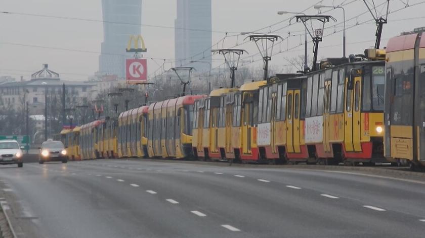 "Korek" tramwajów w alei Jana Pawła II