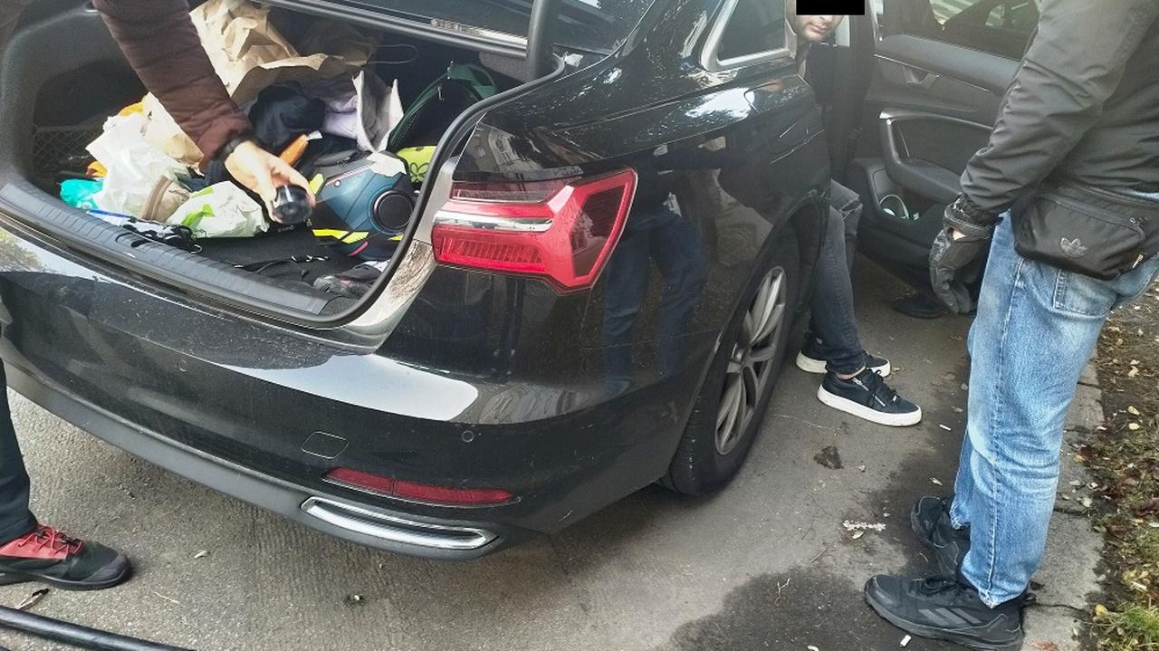 "Czujka" nie pomogła, diler i jego pomocnik w rękach policji