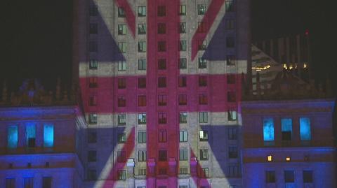 Flaga brytyjska na Pałacu kultury