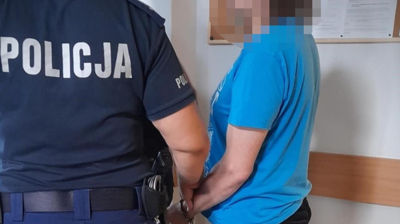 "Cios w okolice szyi". Odpowie za próbę zabójstwa brata