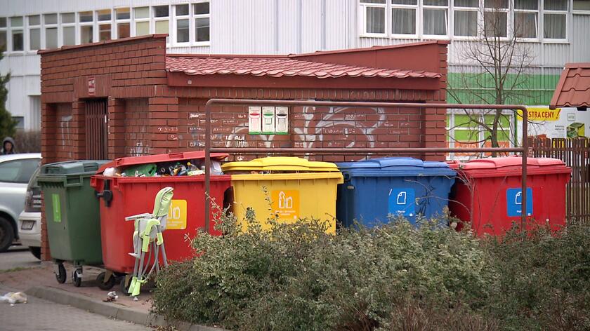 Kolejne spory o koszt wywozu śmieci w Warszawie