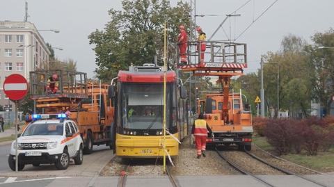 Zerwana trakcja tramwajowa