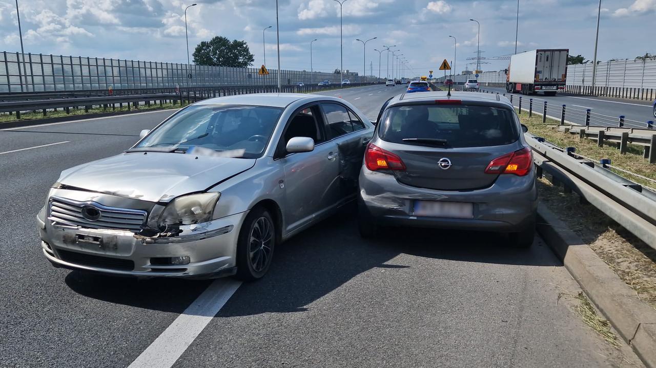 Zderzenie kilku aut na S2