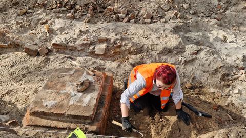 Prace archeologiczne na miejscu dawnej synagogi w Otwocku