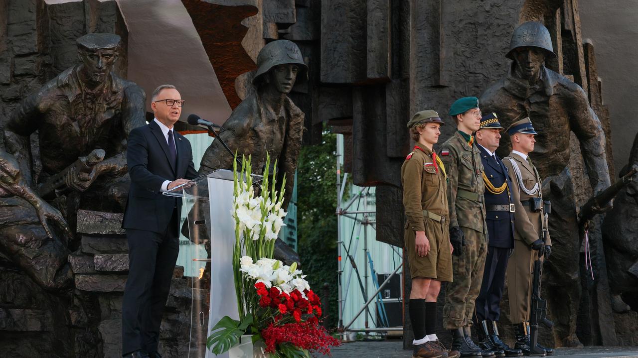 "Ta Polska musi być silniejsza niż tamta, ta Polska musi być bezpieczniejsza niż tamta"