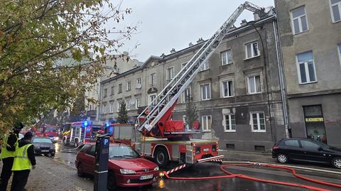 Podczas przeszukania pogorzeliska na poddaszu znaleziono ciało