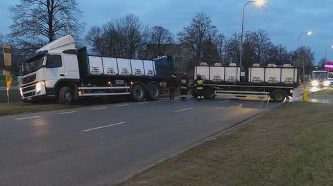 Ciężarówka zablokowała Przyczółkową
