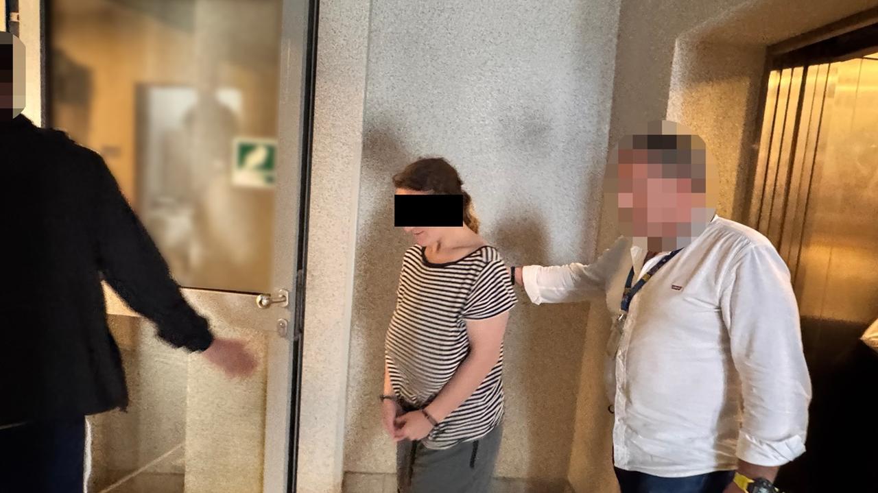 Ponad 60 fałszywych zgłoszeń, 20-latka o "złośliwej aplikacji"