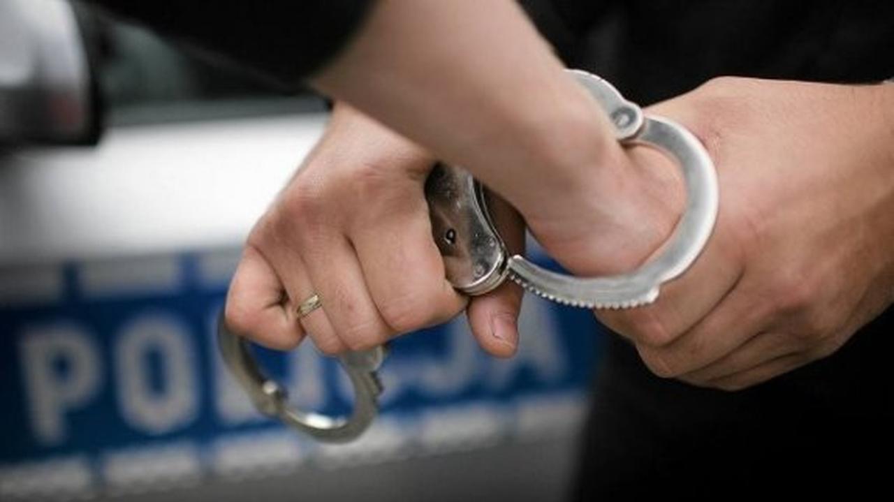 Nie dostała pieniędzy, pobiła pracownicę socjalną. 25-latka trafiła do aresztu