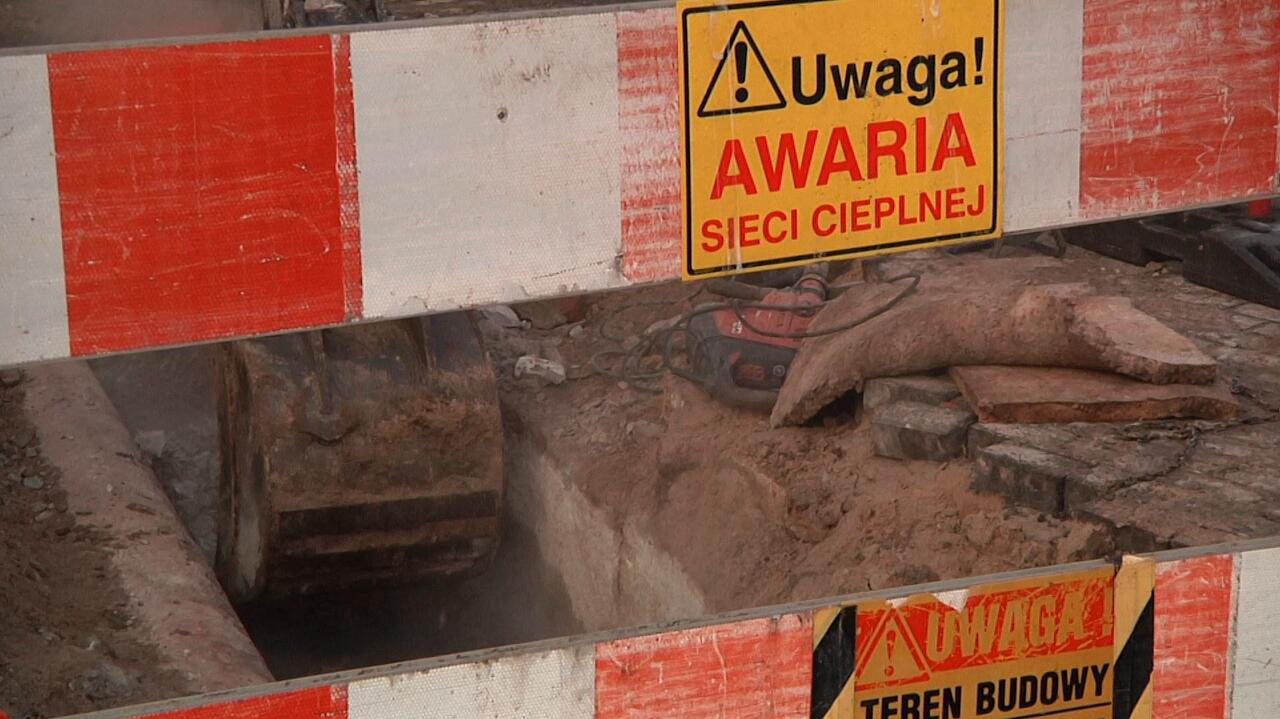 Dwie awarie ciepłownicze. Zamykają fragment alei Niepodległości