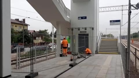 Przesunięty przystanek Warszawa Gocławek, windy nie działają