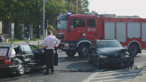 Zderzenie dwóch BMW na Czerniakowskiej